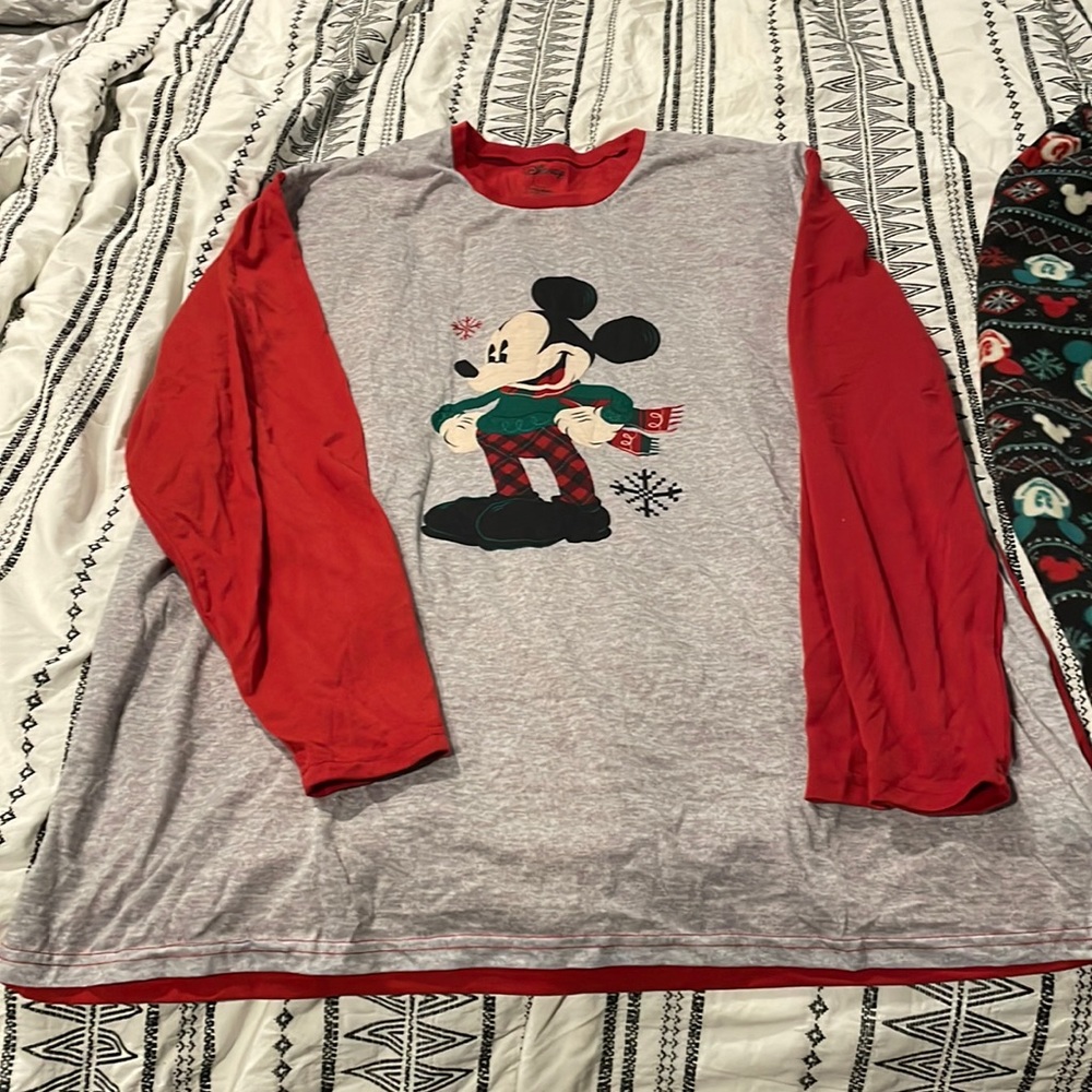 Men’s Disney pajamas